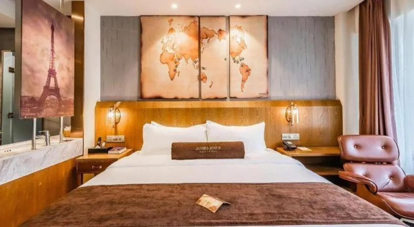 Bed in James Joyce Coffetel Shijiazhuang Century Park Shiji Huamao