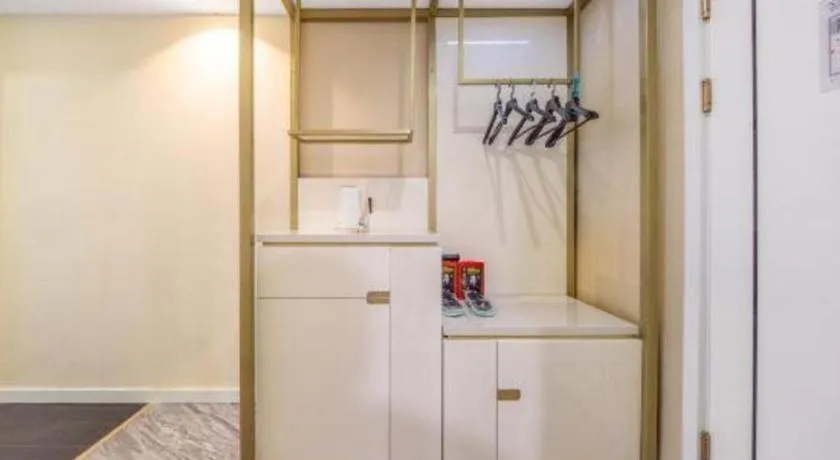 Xana Hotelle Wuhan Lingjiao Lake Wanda Plaza Branch