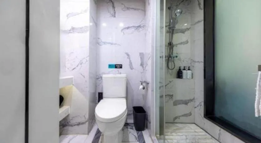 Xana Hotelle Wuhan Lingjiao Lake Wanda Plaza Branch