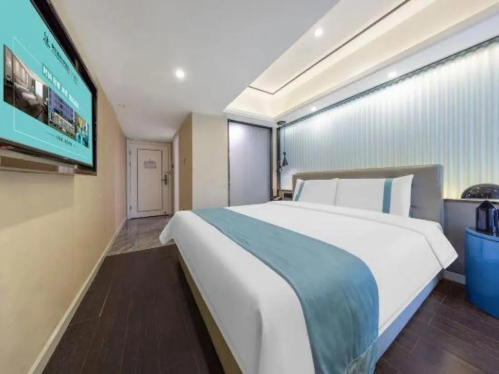 Bed in Xana Hotelle Wuhan Lingjiao Lake Wanda Plaza Branch
