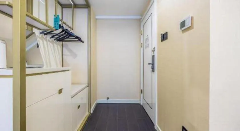 Xana Hotelle Wuhan Lingjiao Lake Wanda Plaza Branch