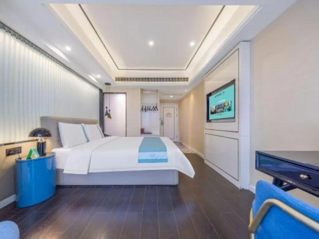 Bed in Xana Hotelle Wuhan Lingjiao Lake Wanda Plaza Branch