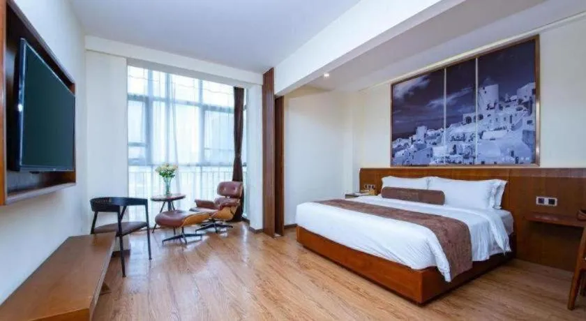 Bed in James Joyce Coffetel Wuhan Huanlegu Renhe Road Subway Station