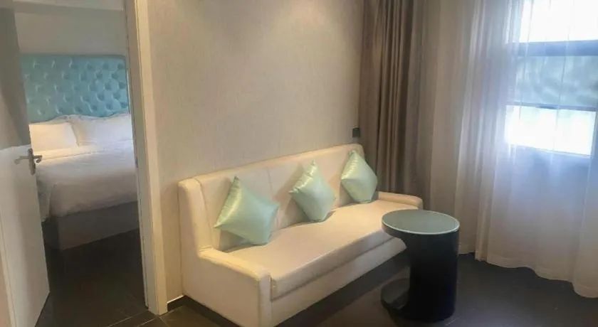 Bed in Xana Hotelle Guangzhou Tiyuxi Road Metro Station Branch