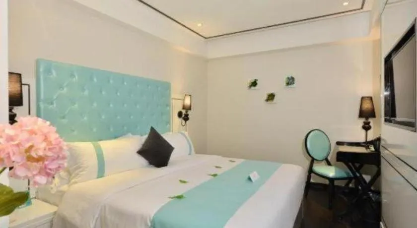 Bed in Xana Hotelle Guangzhou Tiyuxi Road Metro Station Branch