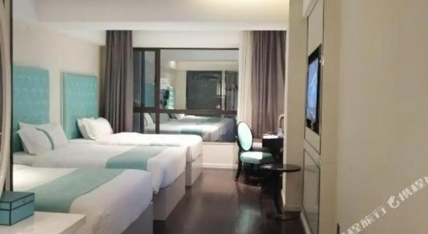 Bed in Xana Lite Guangzhou Shixi Metro Station