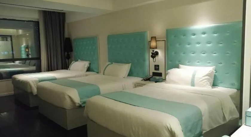 Bed in Xana Lite Guangzhou Shixi Metro Station