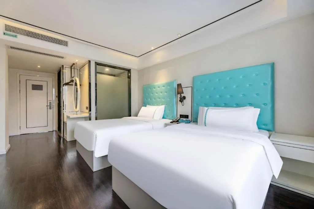 Bed in Xana Lite Guangzhou Shixi Metro Station