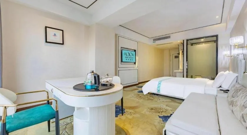 Bed in Xana Lite Guangzhou Shixi Metro Station