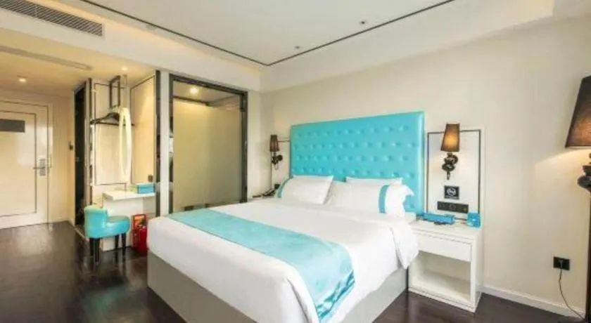 Bed in Xana Lite Guangzhou Shixi Metro Station