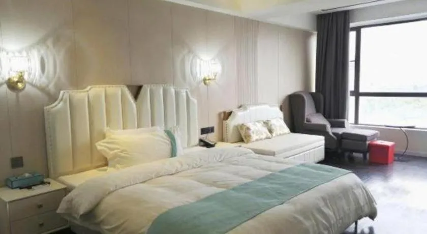 Bed in Xana Lite Guangzhou Shixi Metro Station