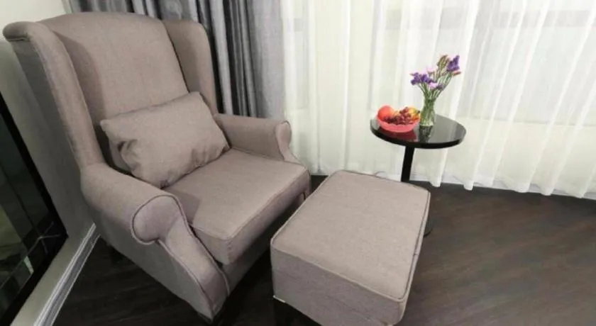 Xana Lite Guangzhou Shixi Metro Station