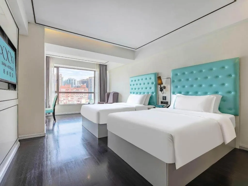 Bed in Xana Lite Guangzhou Shixi Metro Station