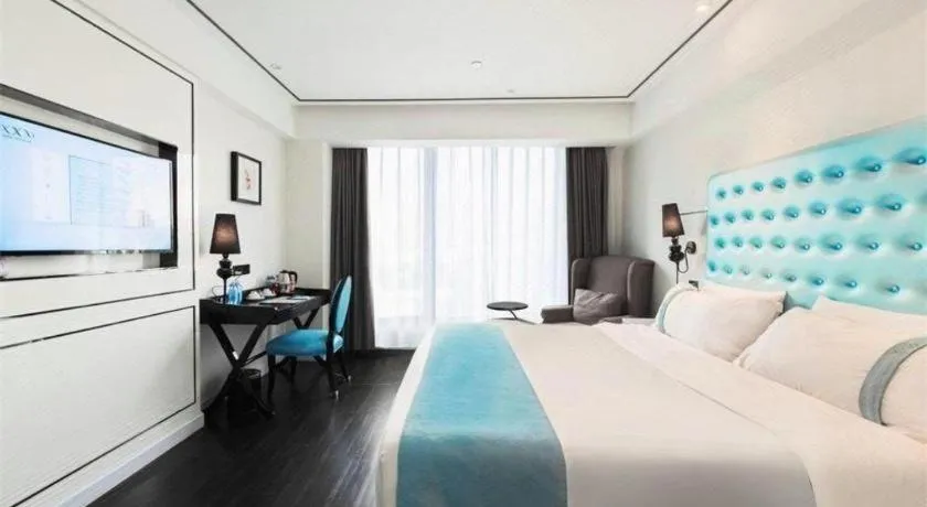 Bed in Xana Lite Guangzhou Shixi Metro Station