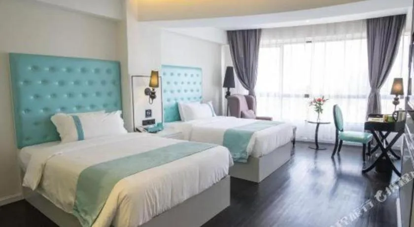 Bed in Xana Lite Guangzhou Shixi Metro Station