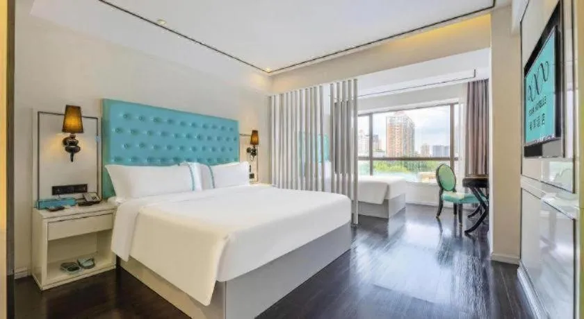 Bed in Xana Lite Guangzhou Shixi Metro Station