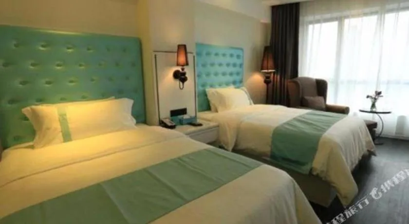 Bed in Xana Lite Guangzhou Shixi Metro Station