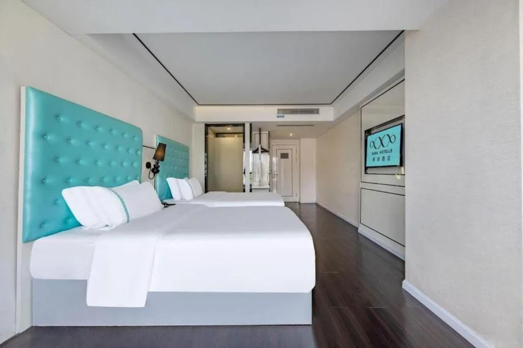 Bed in Xana Lite Guangzhou Shixi Metro Station