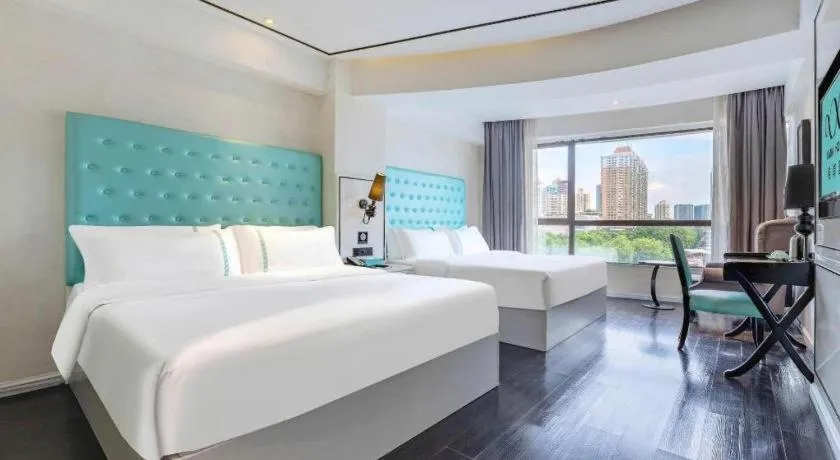 Bed in Xana Lite Guangzhou Shixi Metro Station