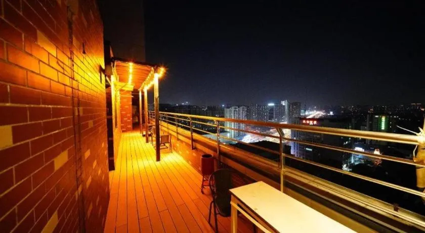 Xana Hotelle Jinan Daminghu North Gate