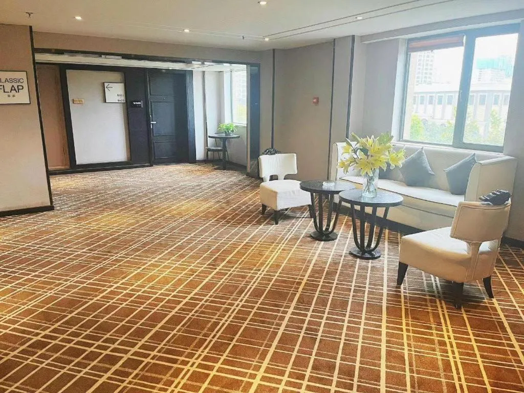 Xana Hotelle Jinan Daminghu North Gate