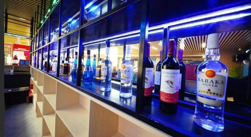 Xana Hotelle Jinan Daminghu North Gate