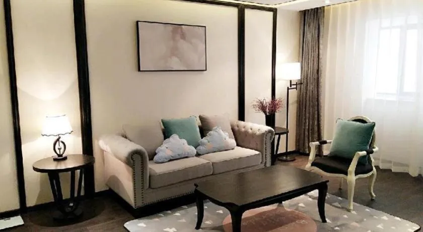 Xana Hotelle Jinan Daminghu North Gate