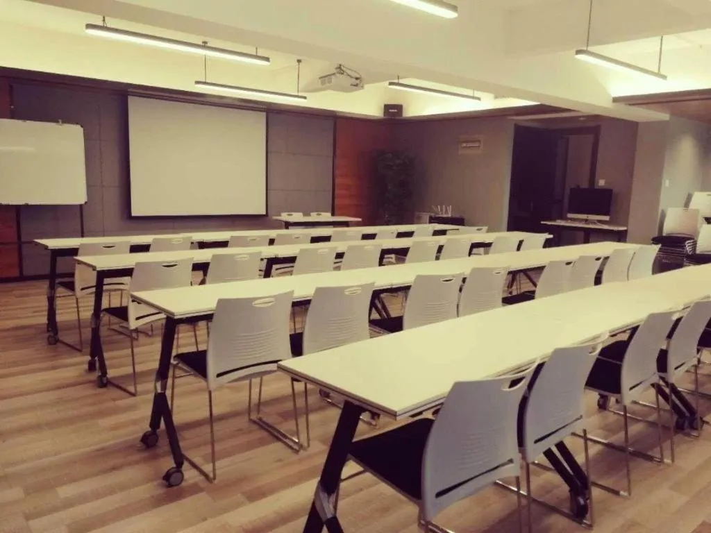 Xana Hotelle Jinan Daminghu North Gate