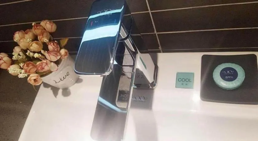 Xana Hotelle Jinan Daminghu North Gate