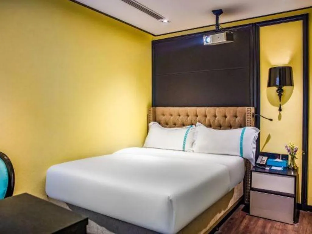 Bed in Xana Hotelle Beijing Olympic Park South Lishuiqiao Metro Station