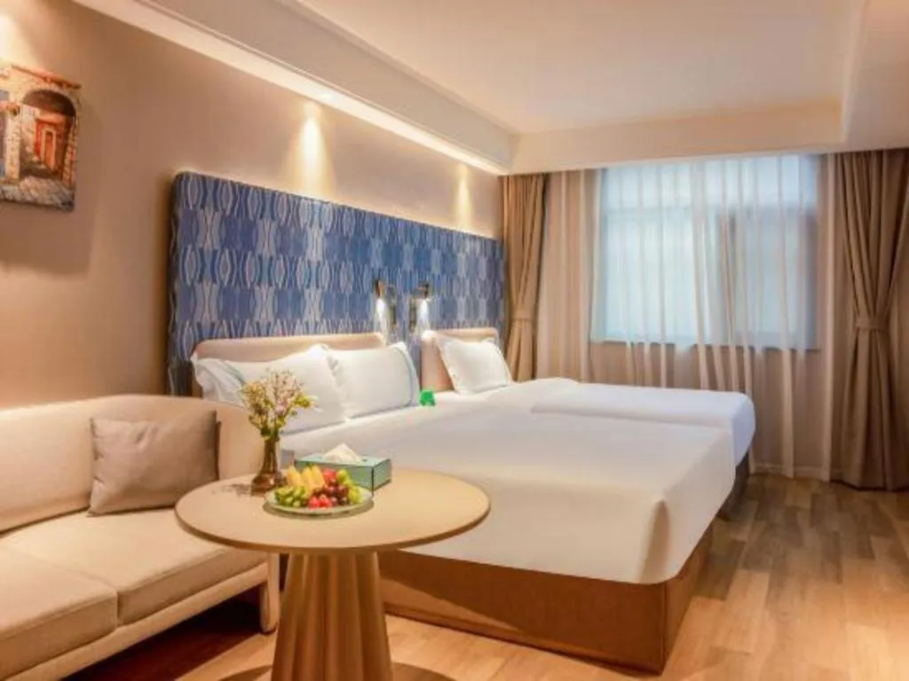 Bed in Xana Hotelle Beijing Olympic Park South Lishuiqiao Metro Station