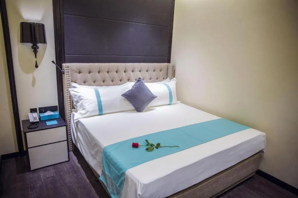 Bed in Xana Hotelle Beijing Olympic Park South Lishuiqiao Metro Station