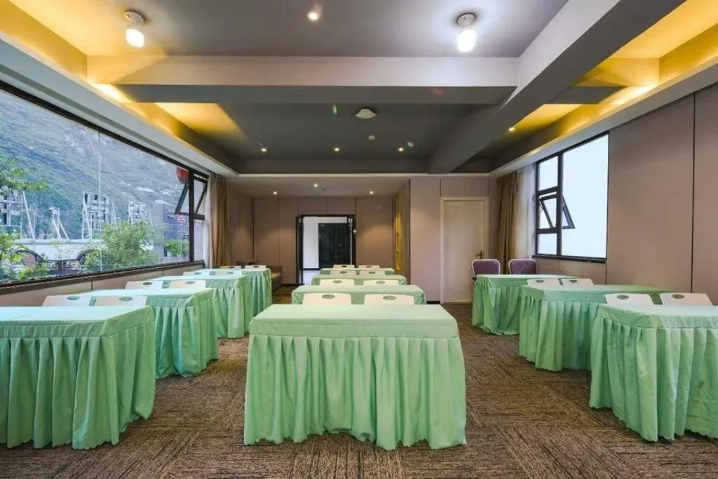 Xana Lite Ganzi Luding YanAn Road