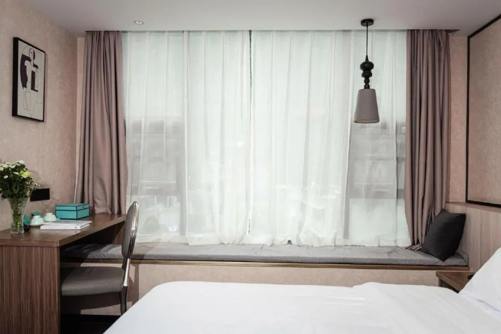 Bed in Xana Lite Ganzi Luding YanAn Road