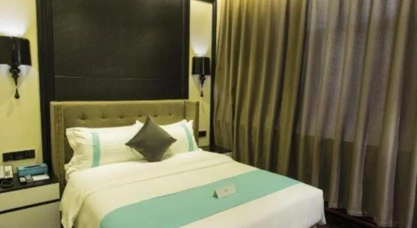 Bed in Xana Hotelle Shihezi Junken Museum Branch