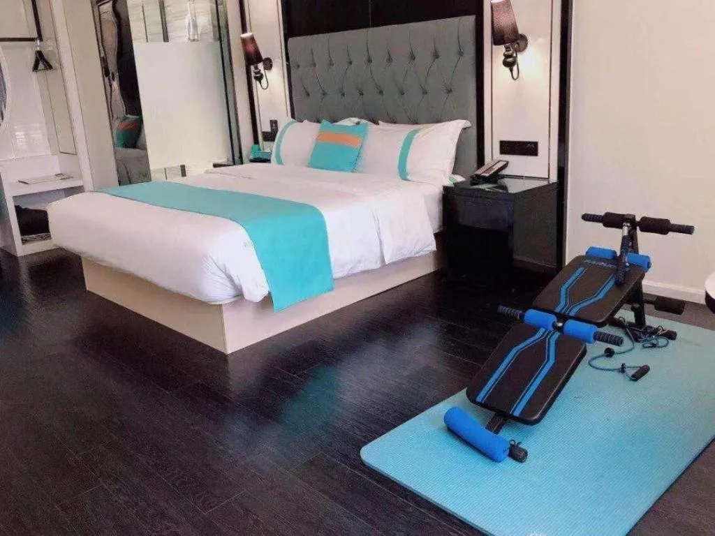 Xana Hotelle Neijiang City Center Branch