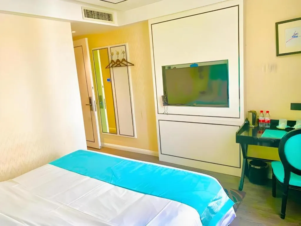 Bed in Xana Lite Korla Xiangli Avenue Food Street