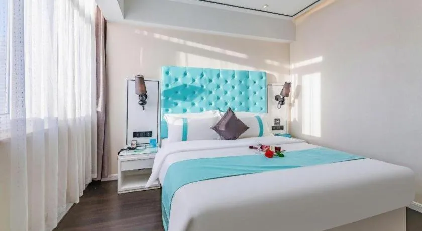 Bed in Xana Hotelle Shijiazhuang Zhongchu Plaza Shizhuang Metro Station