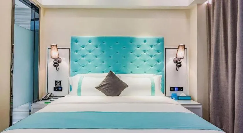 Bed in Xana Hotelle Shijiazhuang Zhongchu Plaza Shizhuang Metro Station