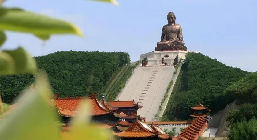 Xana Lite·Dunhua Railway Station