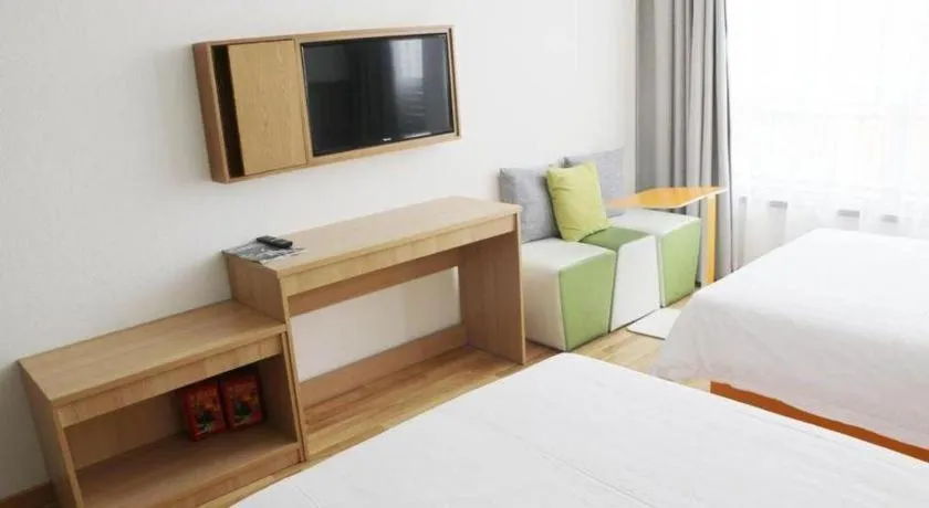 Bed in 7Days Inn Tianjin Airport NO.1 Bridge Branch