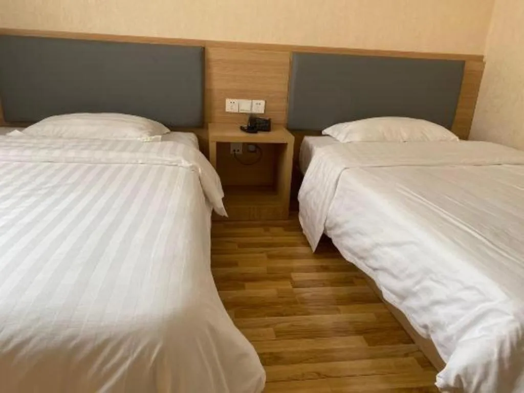 Bed in 7Days Inn Tianjin Airport NO.1 Bridge Branch