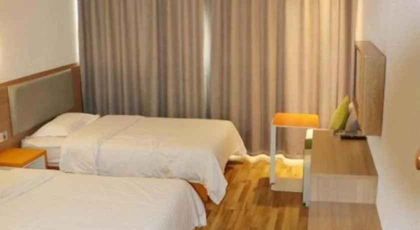 Bed in 7Days Inn Tianjin Airport NO.1 Bridge Branch