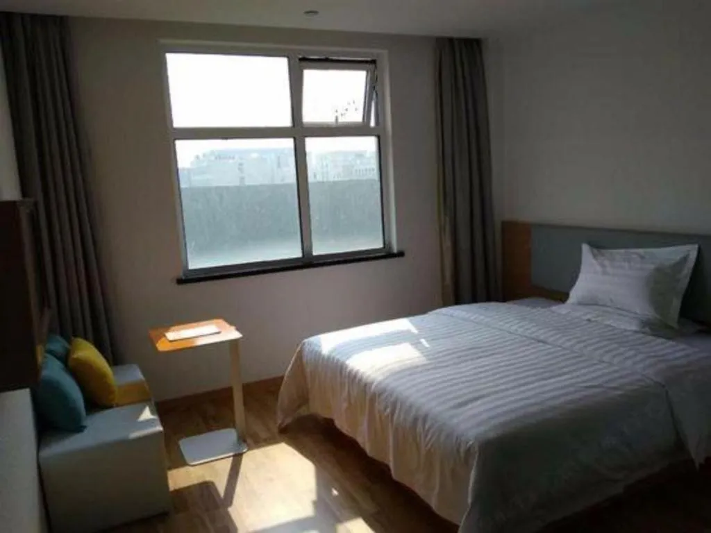 Bed in 7Days Inn Tianjin Airport NO.1 Bridge Branch