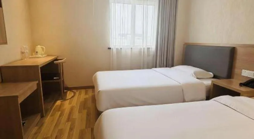 Bed in 7Days Inn Tianjin Airport NO.1 Bridge Branch