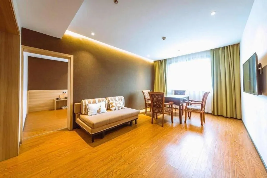 Bed in IU Hotel Chongqing Jiangbei International Airport