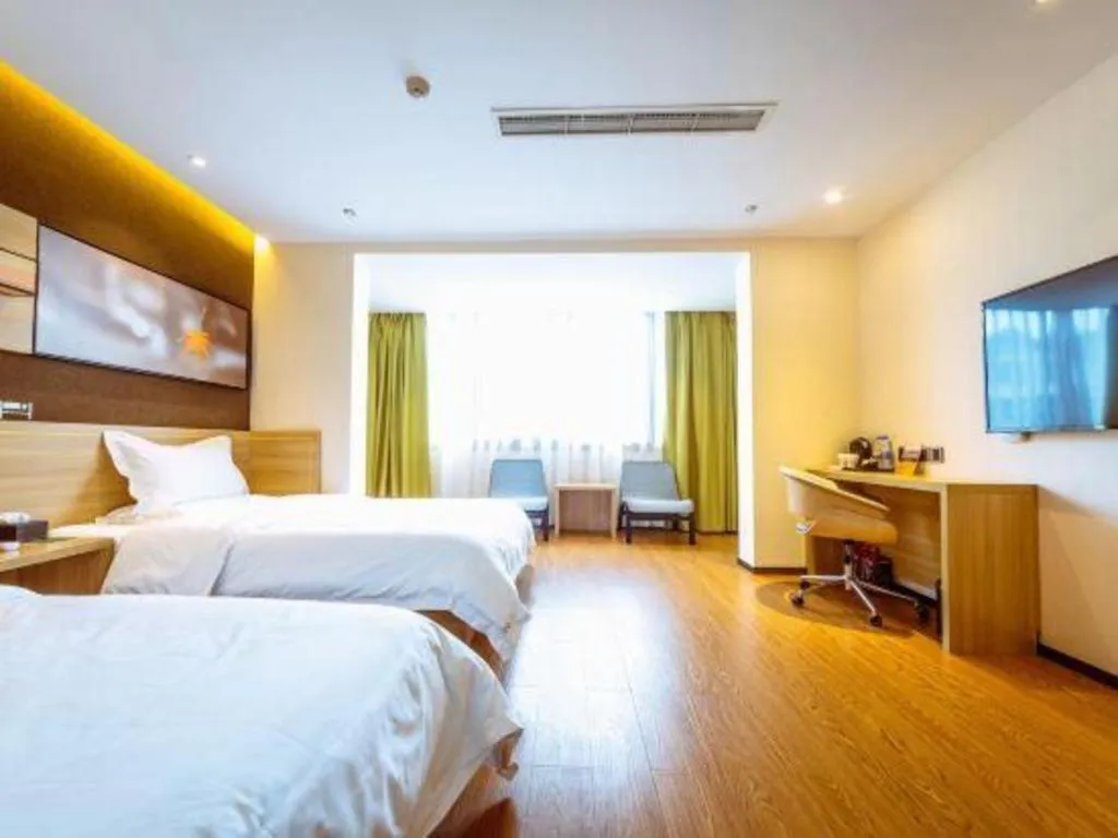 Bed in IU Hotel Chongqing Jiangbei International Airport