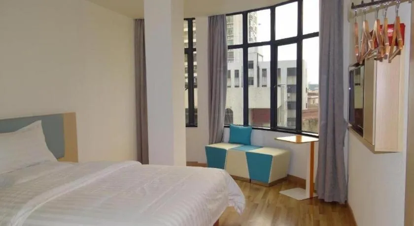 7 Days Inn Huizhou Danshui Yi Center