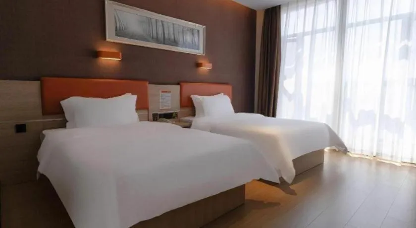 Bed in 7Days Premium Yichang Railway Station East