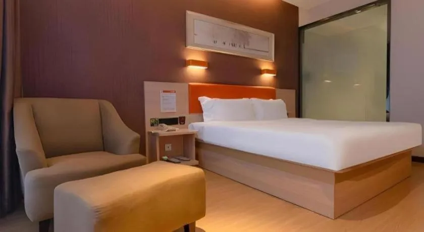 Bed in 7Days Premium Yichang Railway Station East